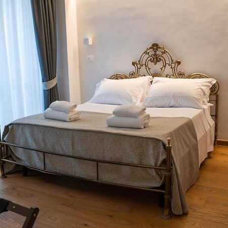 フィレンツェ Residenza Degli Speziali Bed & Breakfast エクステリア 写真