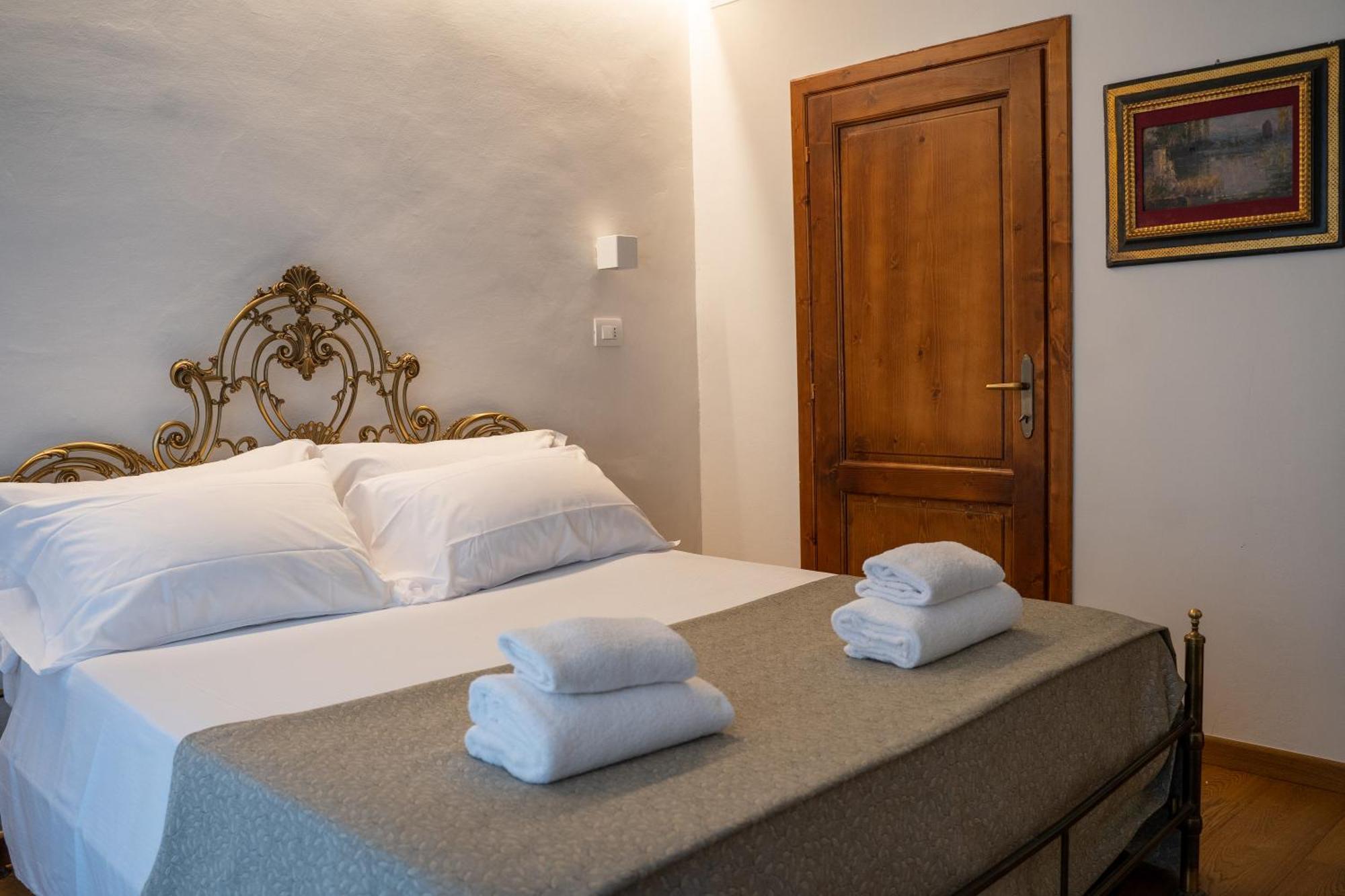 フィレンツェ Residenza Degli Speziali Bed & Breakfast エクステリア 写真